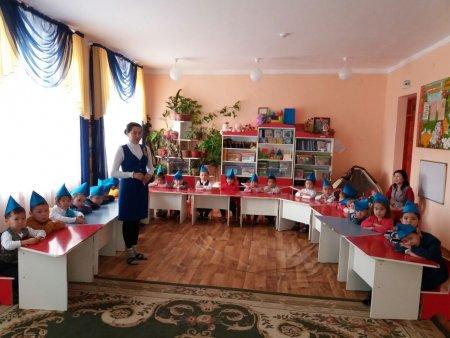 Тұңғыш президент күніне орай "Еркетай"орта тобының ашық оқу қызметі,тәрбиеші: Байшекеева Ж.