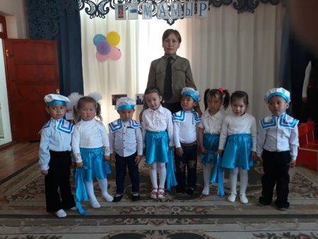 "Айгөлек"ересек тобының Жеңіс күніне арнаған ертеңгілігі,тәрбиешілері:Жидебаева Ж . Аралбаева М.